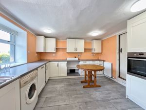 Photo 30- click for photo gallery